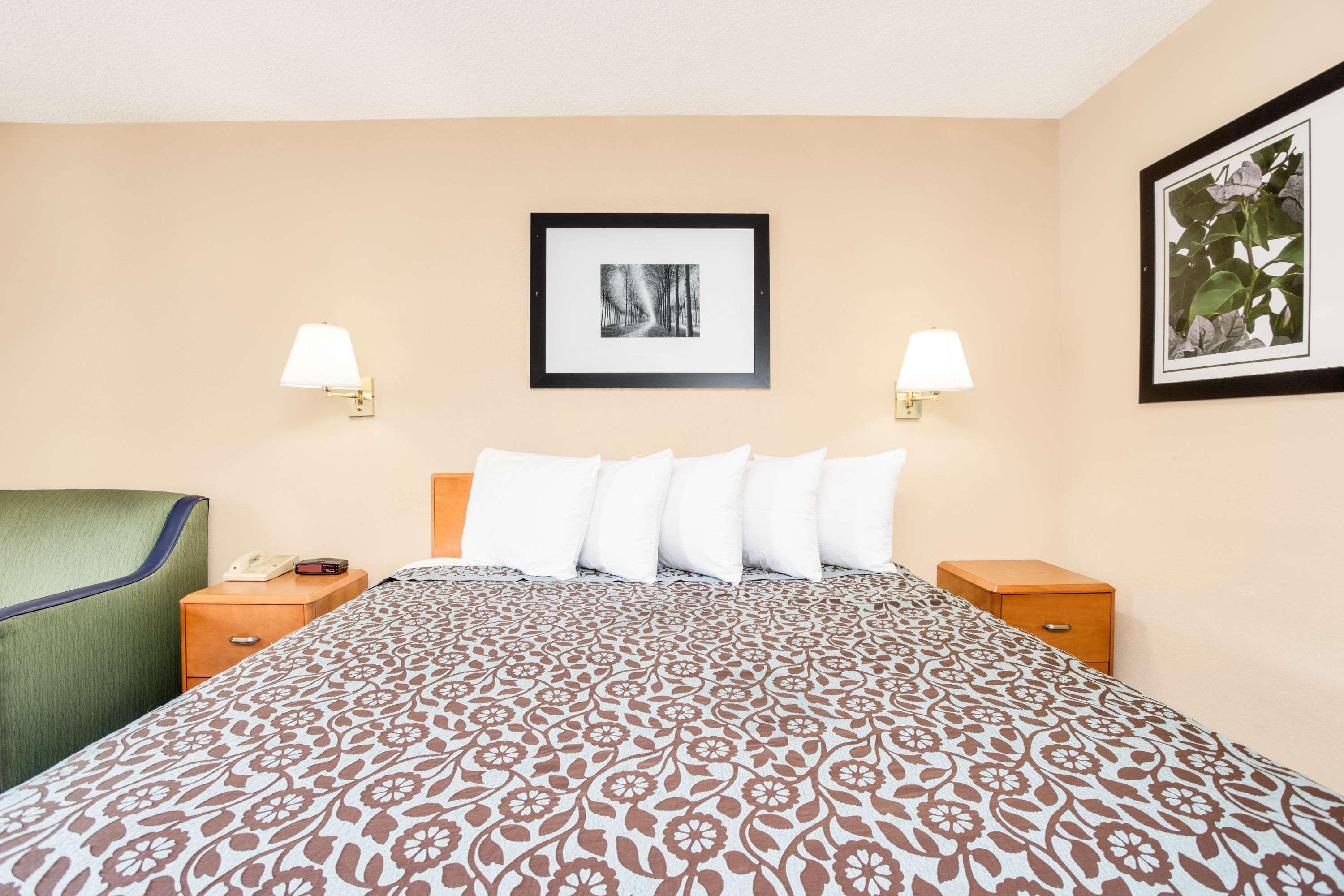 Americas Best Value Inn Aiken Exterior foto